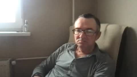 Snapshot of andreass60 chatting on December 2, 9:24 am andreass60 online show from December 2, 9:24 am