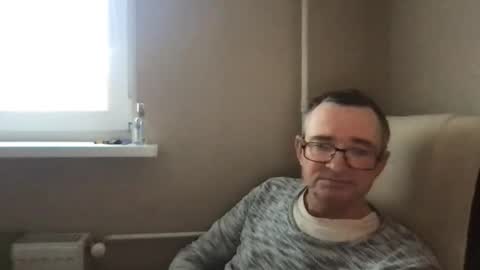 Snapshot of andreass60 chatting on December 30, 12:42 pm andreass60 online show from December 30, 12:42 pm