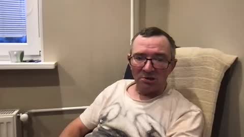 Snapshot of andreass60 chatting on January 6, 7:09 am andreass60 online show from January 6, 7:09 am