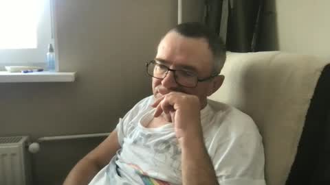 Snapshot of andreass60 chatting on September 9, 10:26 am andreass60 online show from September 9, 10:26 am