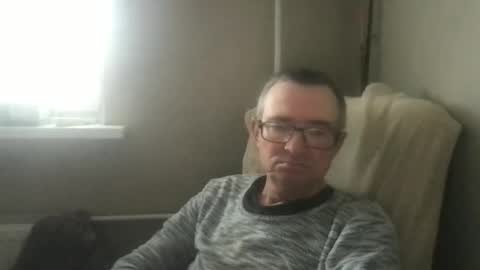 Snapshot of andreass60 chatting on October 23, 8:13 am andreass60 online show from October 23, 8:13 am