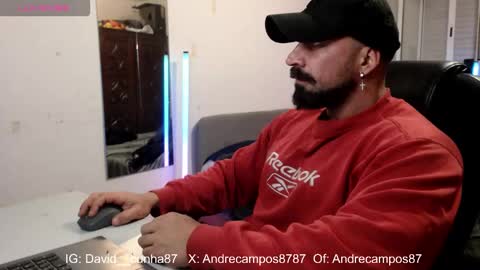 Snapshot of andrecampos87 chatting on February 20, 10:32 pm Instagram online show from February 20, 10:32 pm