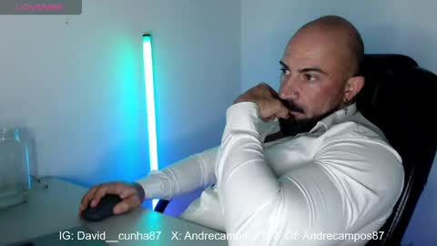 Snapshot of andrecampos87 chatting on February 26, 10:31 pm Instagram online show from February 26, 10:31 pm