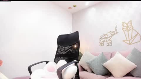 Andre Castaneda online show from February 26, 5:09 am