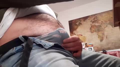 Snapshot of andrecool979 chatting on February 17, 3:53 pm Andre online show from February 17, 3:53 pm