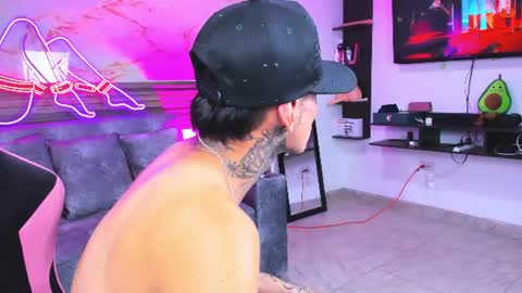 Snapshot of andrees_s chatting on July 6, 1:57 am andrees_s online show from July 6, 1:57 am