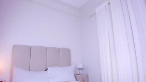 Snapshot of andreina_hunter24 chatting on August 3, 12:54 pm andreina_hunter24 online show from August 3, 12:54 pm
