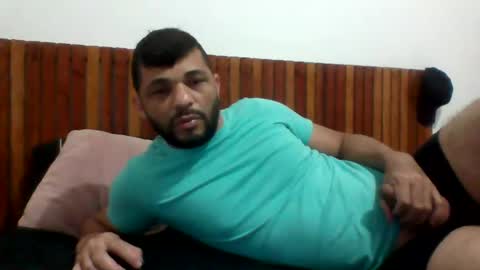 Snapshot of andreloko123 chatting on January 8, 9:55 pm andreloko123 online show from January 8, 9:55 pm