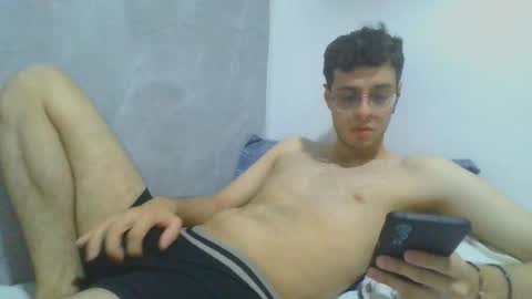 andres129494 online show from December 15, 2:38 am