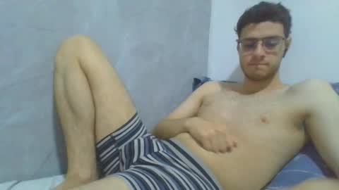 andres129494 online show from December 18, 2:28 am