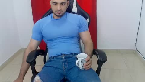 Snapshot of andres180950734 chatting on September 11, 12:05 pm andres180950734 online show from September 11, 12:05 pm