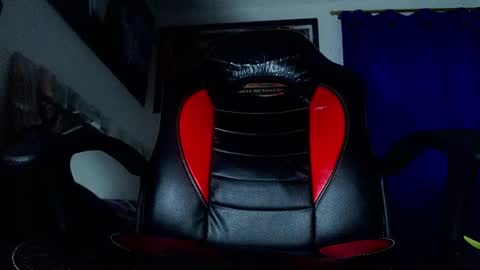 Andrs   o online show from February 7, 11:25 am