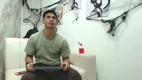 ANDRES  online show from October 19, 4:46 am