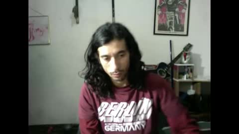 Snapshot of andresdelews chatting on April 3, 1:36 am Delews online show from April 3, 1:36 am