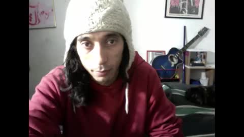 Snapshot of andresdelews chatting on April 7, 1:50 am Delews online show from April 7, 1:50 am