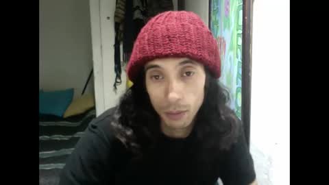 Snapshot of andresdelews chatting on May 24, 3:55 am Delews online show from May 24, 3:55 am