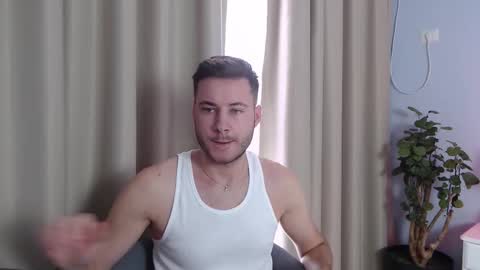 Justin Andrew online show from October 17, 8:39 am