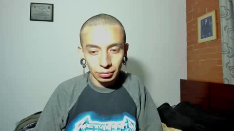 Snapshot of andrew_collins420 chatting on February 25, 4:46 am Mugiwara online show from February 25, 4:46 am