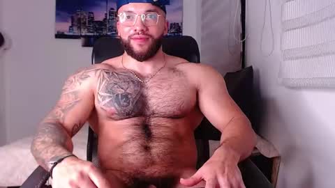 Snapshot of andrew_holden__ chatting on October 1, 11:55 pm andrew_holden__ online show from October 1, 11:55 pm