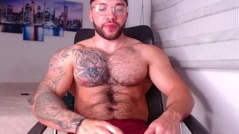 Snapshot of andrew_holden__ chatting on October 10, 11:04 pm andrew_holden__ online show from October 10, 11:04 pm