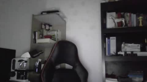 Snapshot of andrew_jaay chatting on December 4, 1:26 am andrew_jaay online show from December 4, 1:26 am