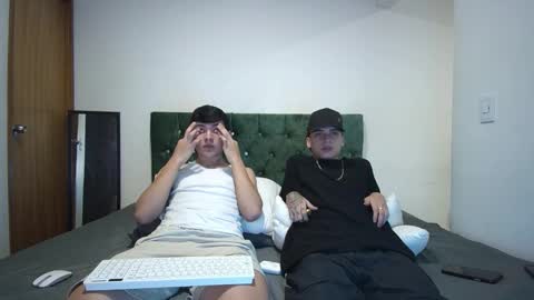 Snapshot of andrew_restrepo chatting on October 3, 11:57 pm andrew restrepo online show from October 3, 11:57 pm