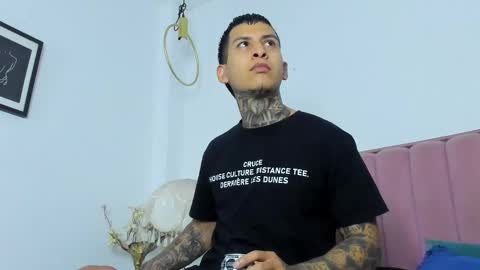 andrew_sanders69 online show from January 7, 7:16 pm