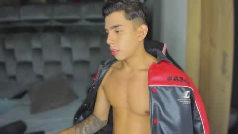 Andrew M. online show from September 16, 12:44 am