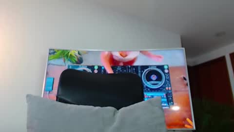 ANDREW WEST online show from January 15, 12:04 pm