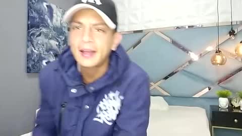 Snapshot of andrewcooper1 chatting on January 9, 12:30 pm andrew online show from January 9, 12:30 pm