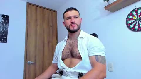 Andrew Diaz online show from October 5, 8:45 am