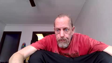 Snapshot of andrewgennie chatting on May 31, 4:14 pm andrewgennie online show from May 31, 4:14 pm