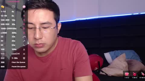 andrewmhilton_ online show from February 19, 7:38 pm