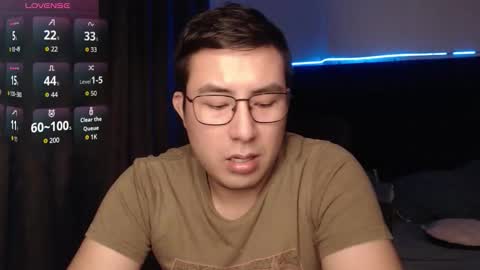 andrewmhilton_ online show from December 2, 6:30 am