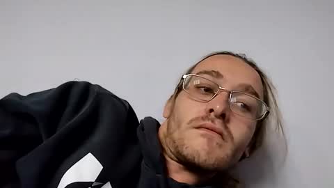 Snapshot of andrewwhitby chatting on September 20, 12:50 pm andrewwhitby online show from September 20, 12:50 pm