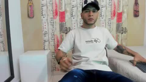 Snapshot of andrey_u92 chatting on January 14, 11:53 am online show from January 14, 11:53 am