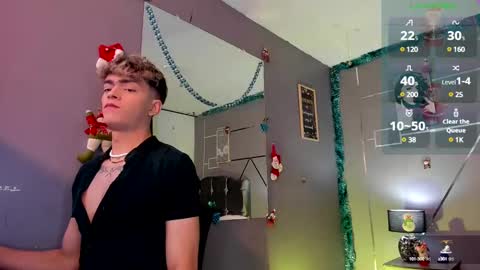 Snapshot of andrius_24 chatting on December 19, 12:01 pm      online show from December 19, 12:01 pm