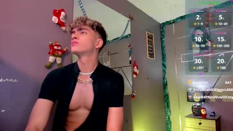 Snapshot of andrius_24 chatting on December 19, 5:29 pm      online show from December 19, 5:29 pm