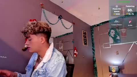 Snapshot of andrius_24 chatting on December 22, 1:11 pm      online show from December 22, 1:11 pm