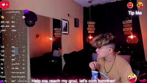      online show from April 3, 9:02 pm