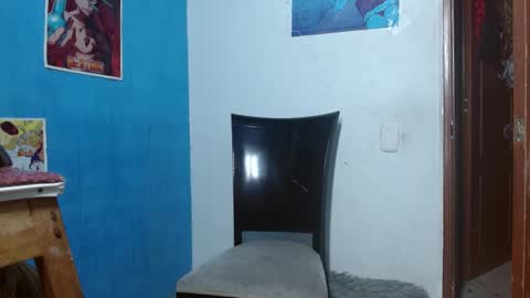 Snapshot of andromedashine chatting on December 10, 5:50 am vero paez online show from December 10, 5:50 am