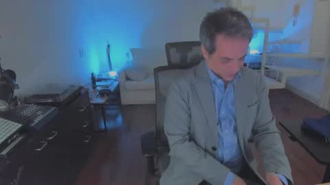 Andrew online show from June 3, 2:14 am