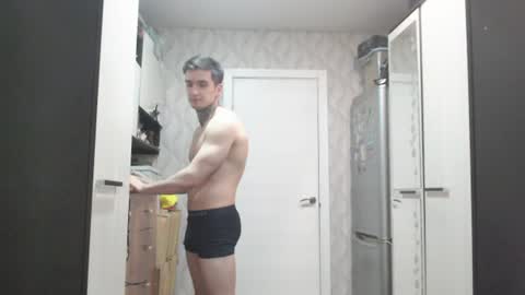 Snapshot of andy4life chatting on July 22, 4:48 am andy4life online show from July 22, 4:48 am