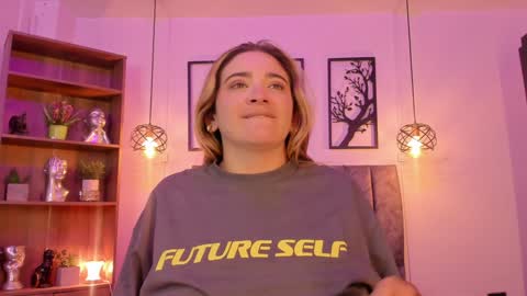 andy_and_emma online show from December 10, 4:06 pm