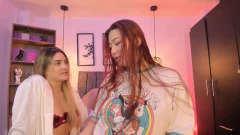 andy_and_emma online show from February 15, 12:33 pm