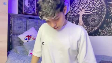 Andy online show from February 10, 3:42 pm