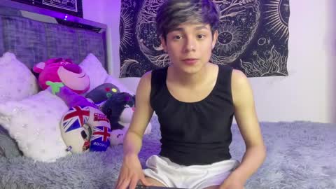 Andy online show from February 27, 6:53 pm