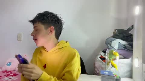 Andy online show from April 21, 3:39 pm