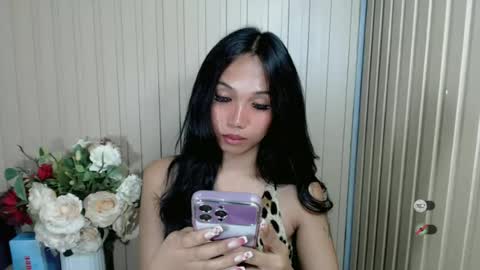 Snapshot of andy_coco chatting on June 25, 5:12 am Kisha online show from June 25, 5:12 am