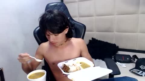 andy_dan1 online show from January 15, 7:55 pm